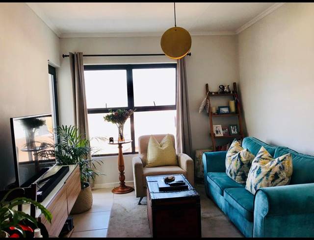 1 BEDROOM APARTMENT FOR SALE IN OLIVEDALE